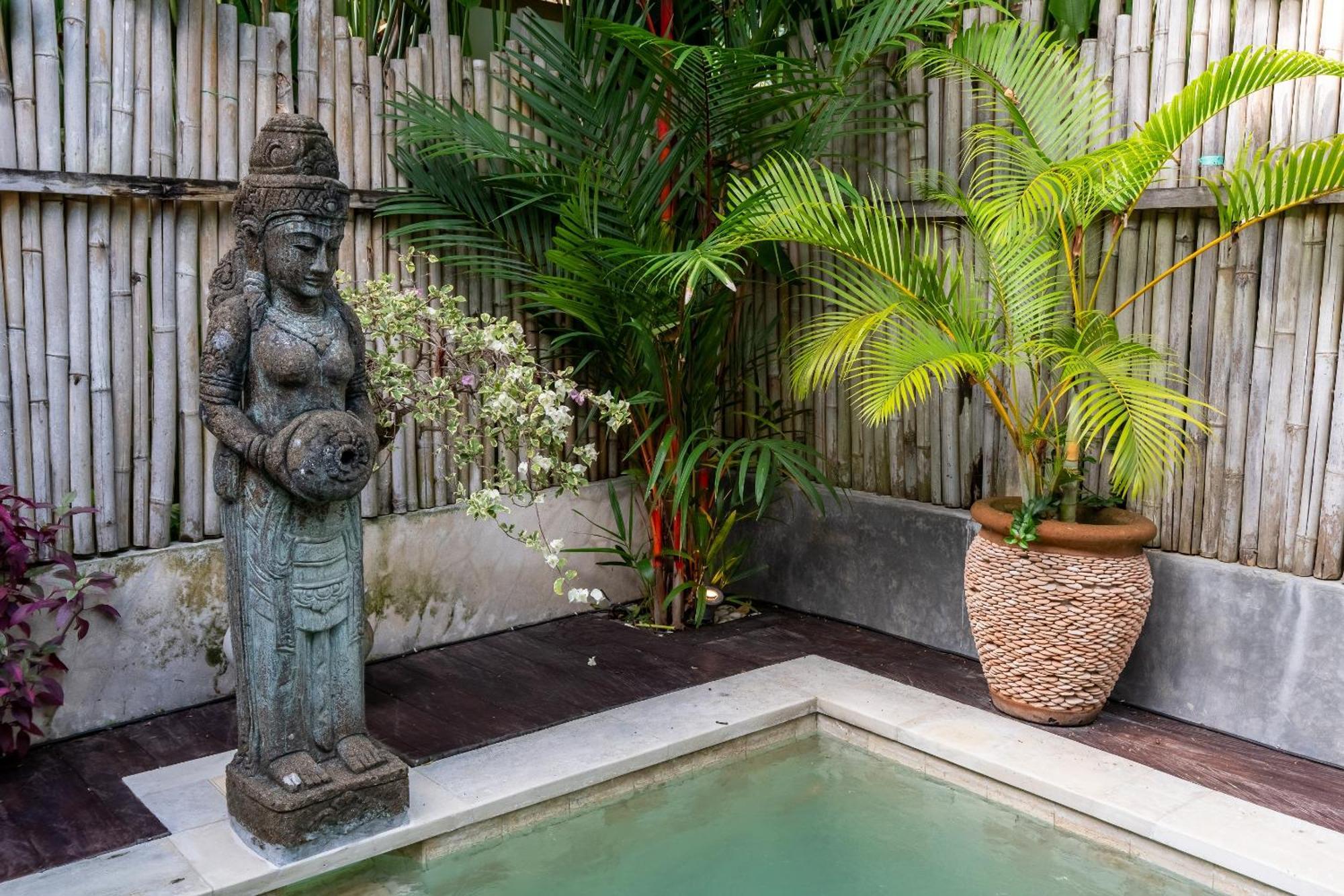 The Gardens Seminyak Hotel Bagian luar foto