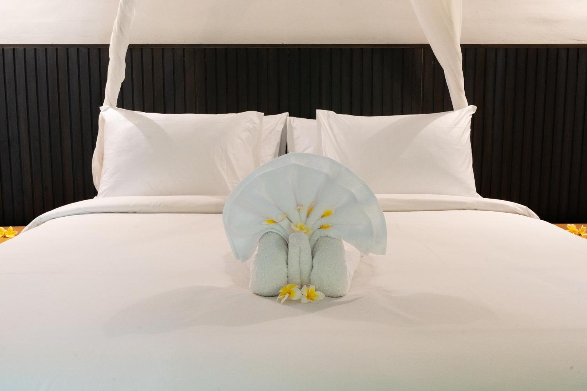 The Gardens Seminyak Hotel Bagian luar foto